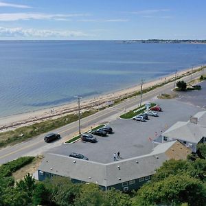 Breakwater Hotel
